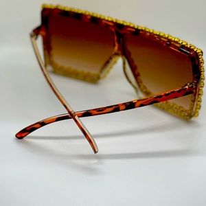 New! Women glasses.